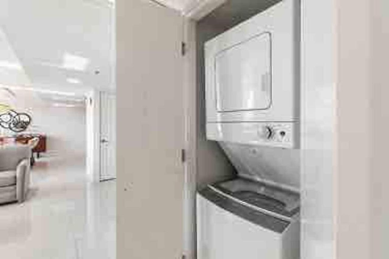 Bahia Mar Solare Tower 6Th Floor Bayview Condo 2Bd 2Ba With Pools South Padre Island Buitenkant foto
